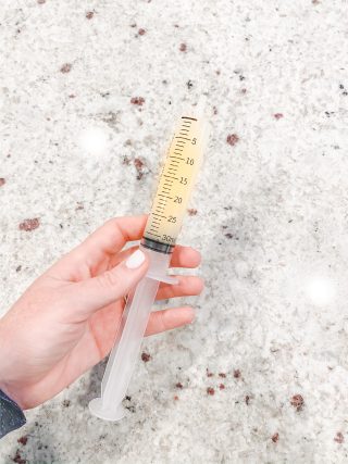 4 tips for collecting colostrum while you're pregnant - Bumblebaby