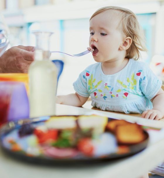 Essential entertainment for travel + eating out with kids 9 Essential entertainment for travel + eating out with kids